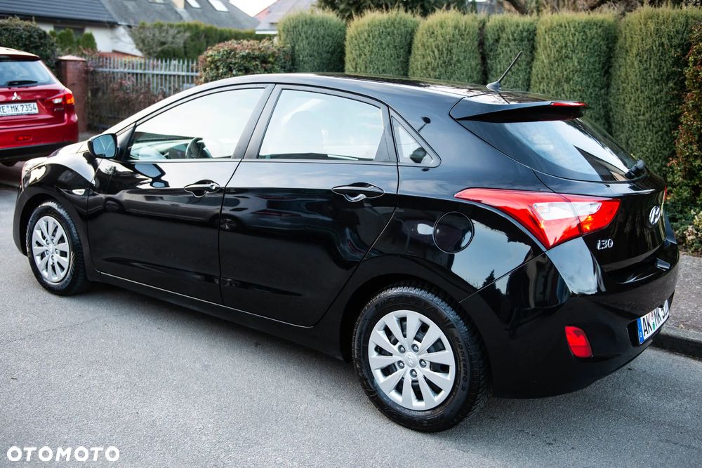 Hyundai i30 1.4 Premium - 12