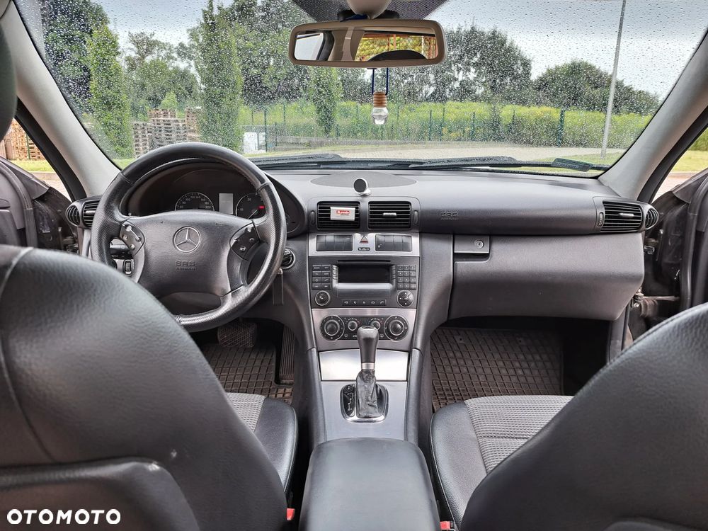 Mercedes-Benz Klasa C 220 CDI Automatik Avantgarde DPF - 9