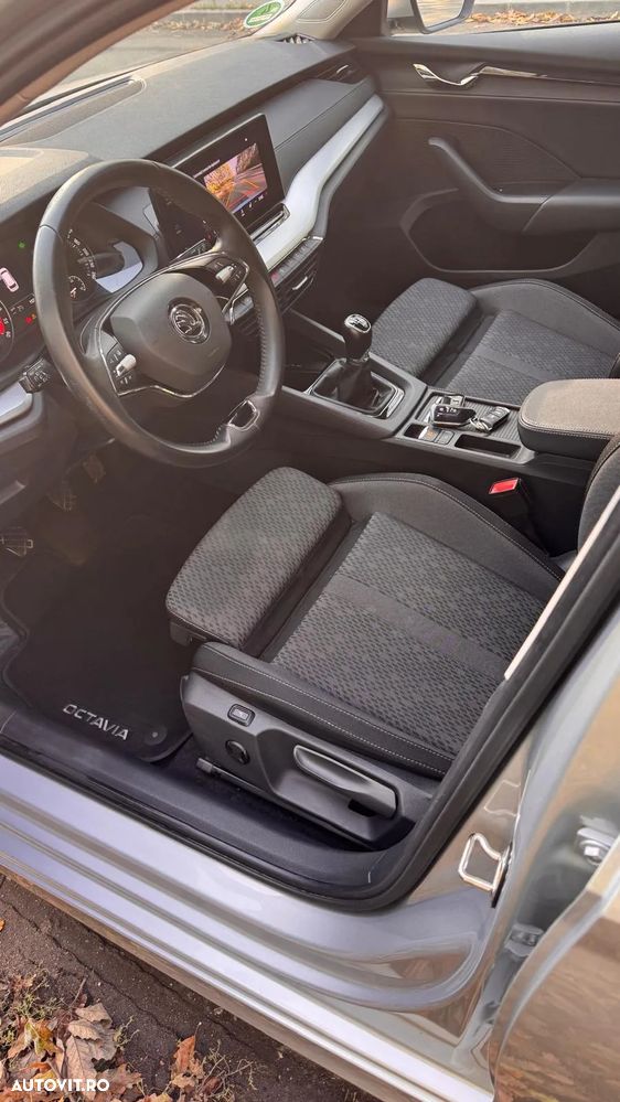 Skoda Octavia Combi 2.0 TDI Clever - 5