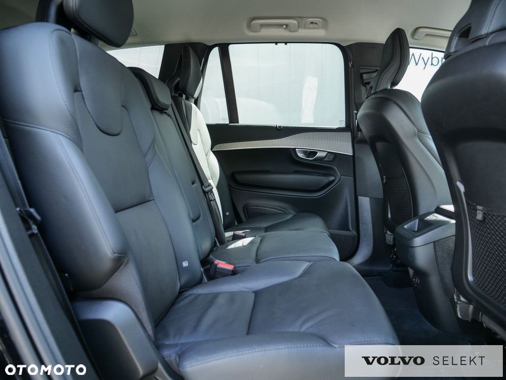 Volvo XC 90 - 35