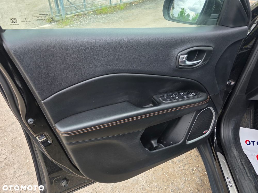 Jeep Compass 2.0 MultiJet Active Drive Automatik Limited - 21