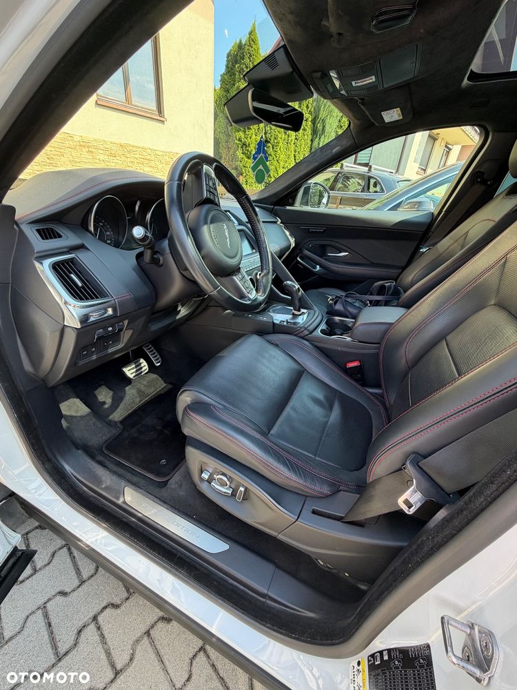 Jaguar E-Pace 2.0 i4D AWD First Edition - 7