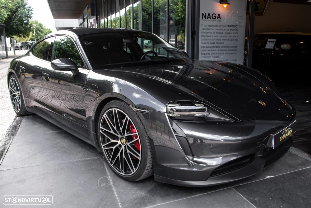 Porsche Taycan 4S - 6