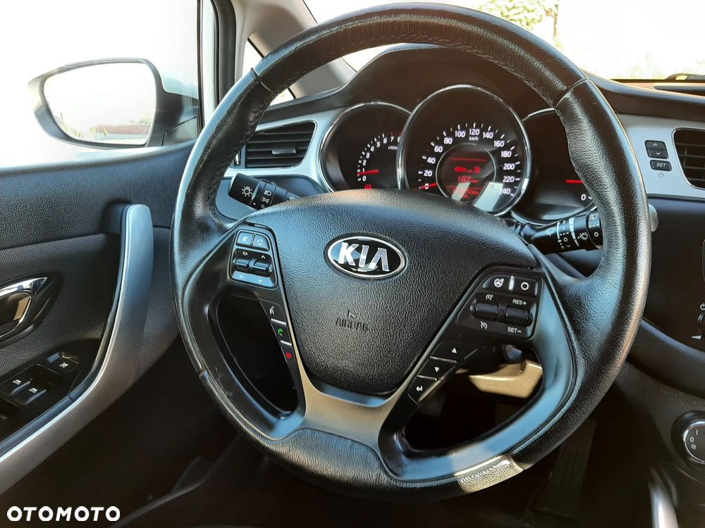 Kia Ceed 1.6 GDI Spirit - 20