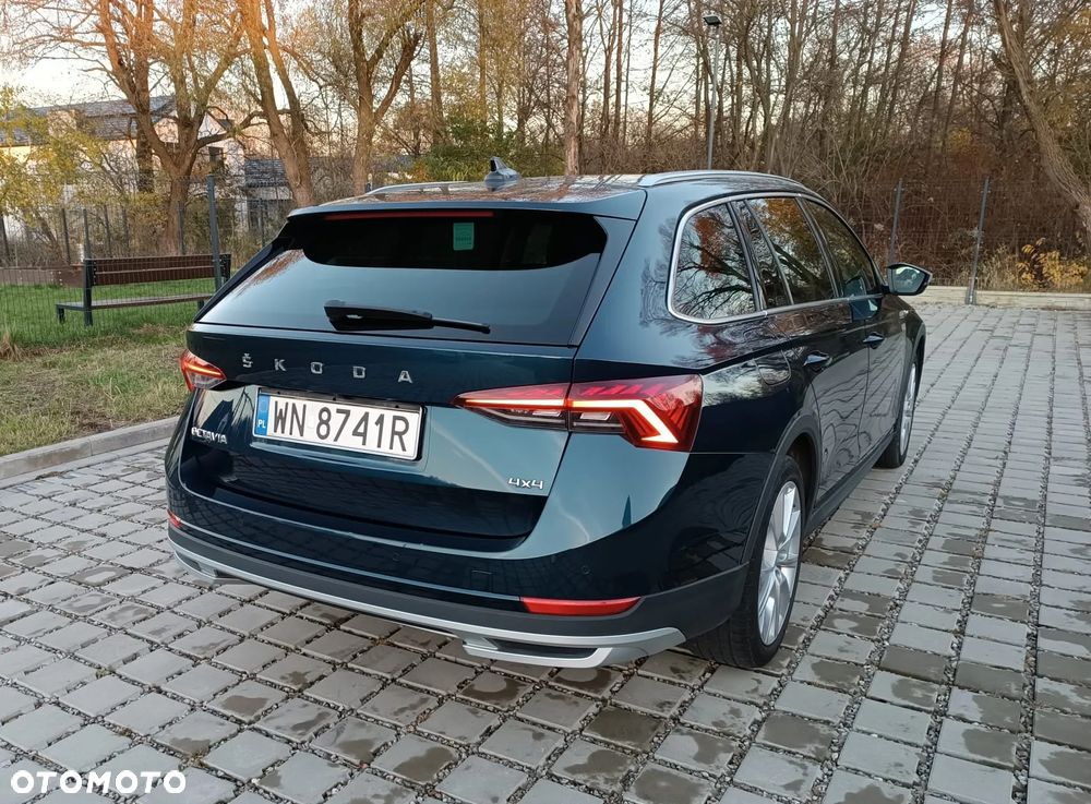 Skoda Octavia 2.0 TSI 4x4 Sportline DSG - 9