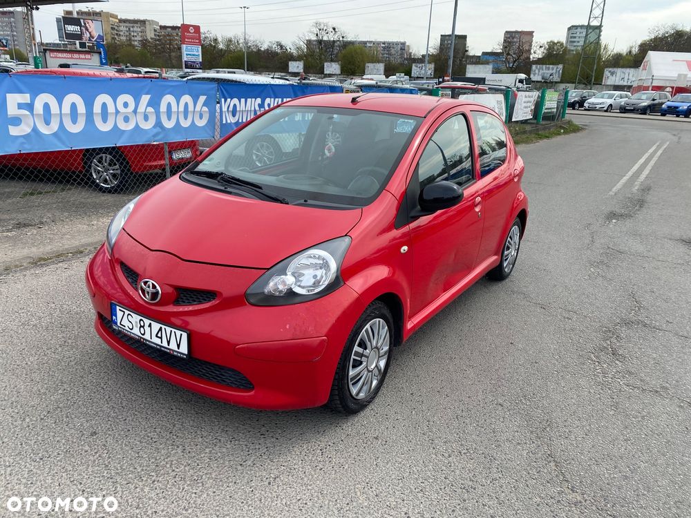 Toyota Aygo City - 12