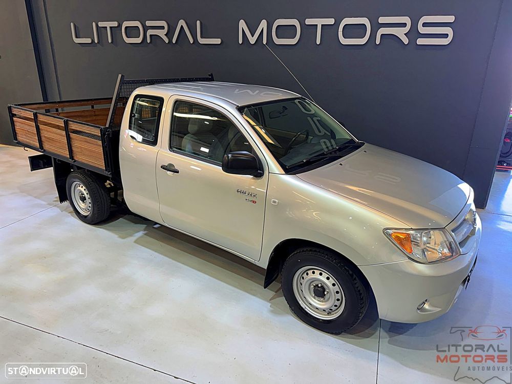 Toyota Hilux 2.5 D4-D CE 4L - 3