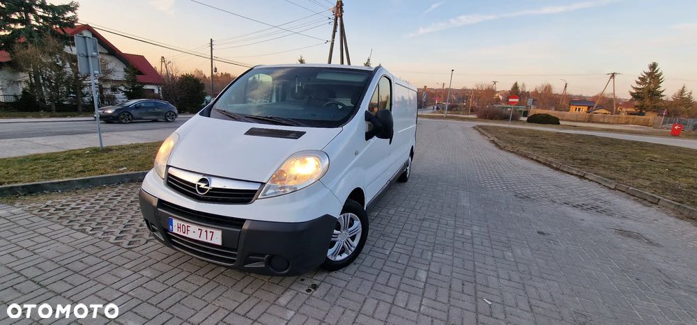 Opel Vivaro - 7