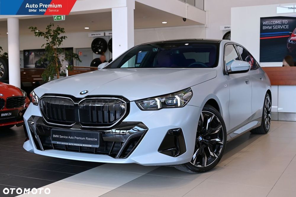 BMW Seria 5 520d xDrive mHEV - 4