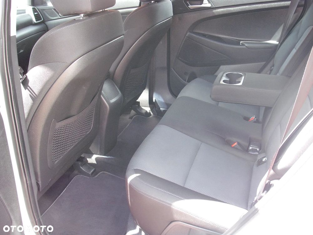 Hyundai Tucson - 24