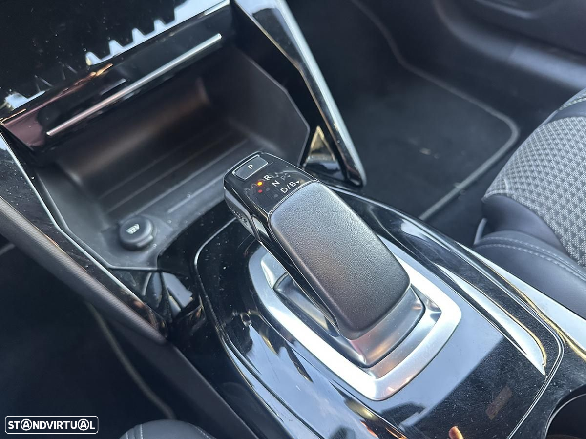 Peugeot e-208 50 kWh GT Line - 29