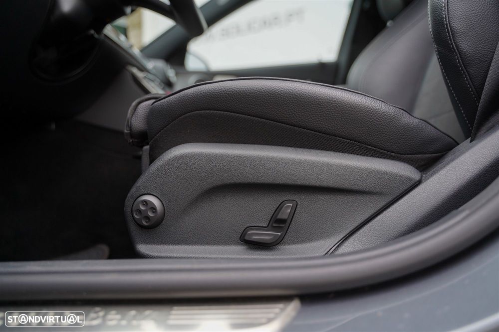 Mercedes-Benz E 220 d AMG Line - 31