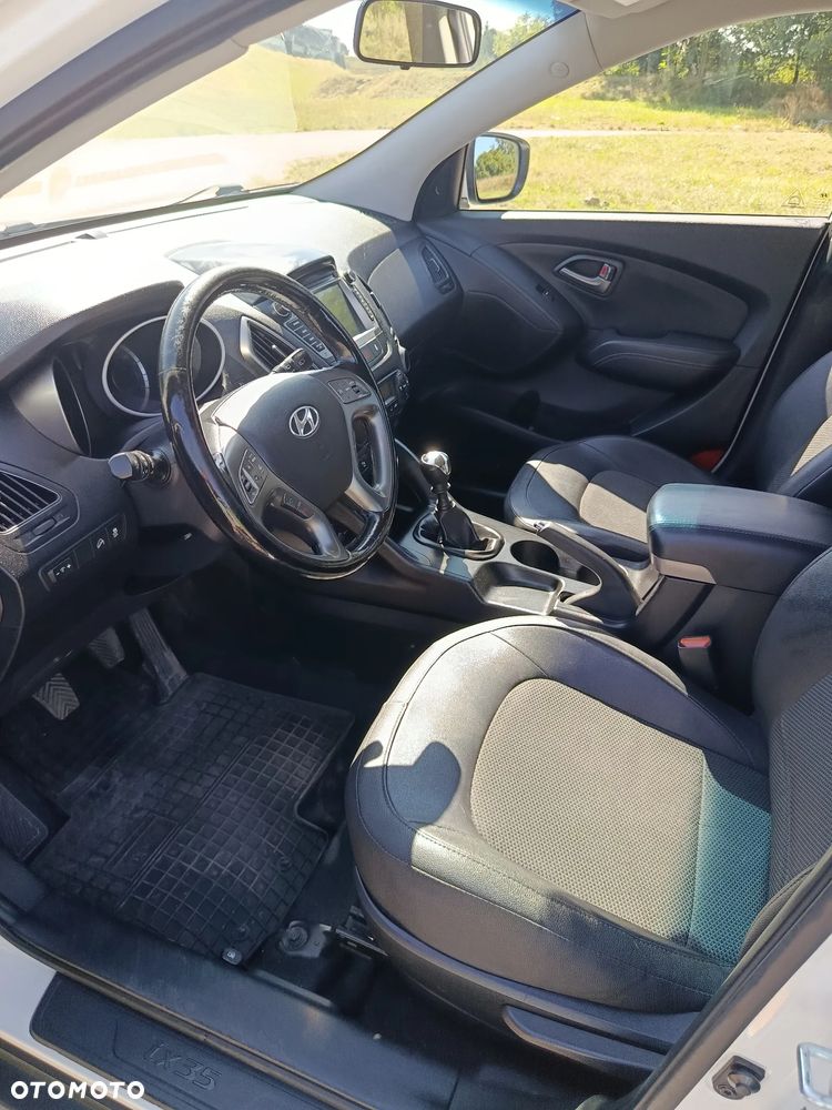 Hyundai ix35 1.6 2WD Fifa World Cup Edition - 11