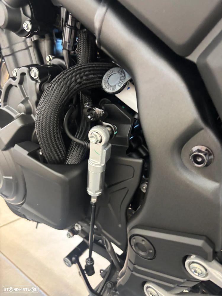 Honda NX 500 E-Clutch - 2
