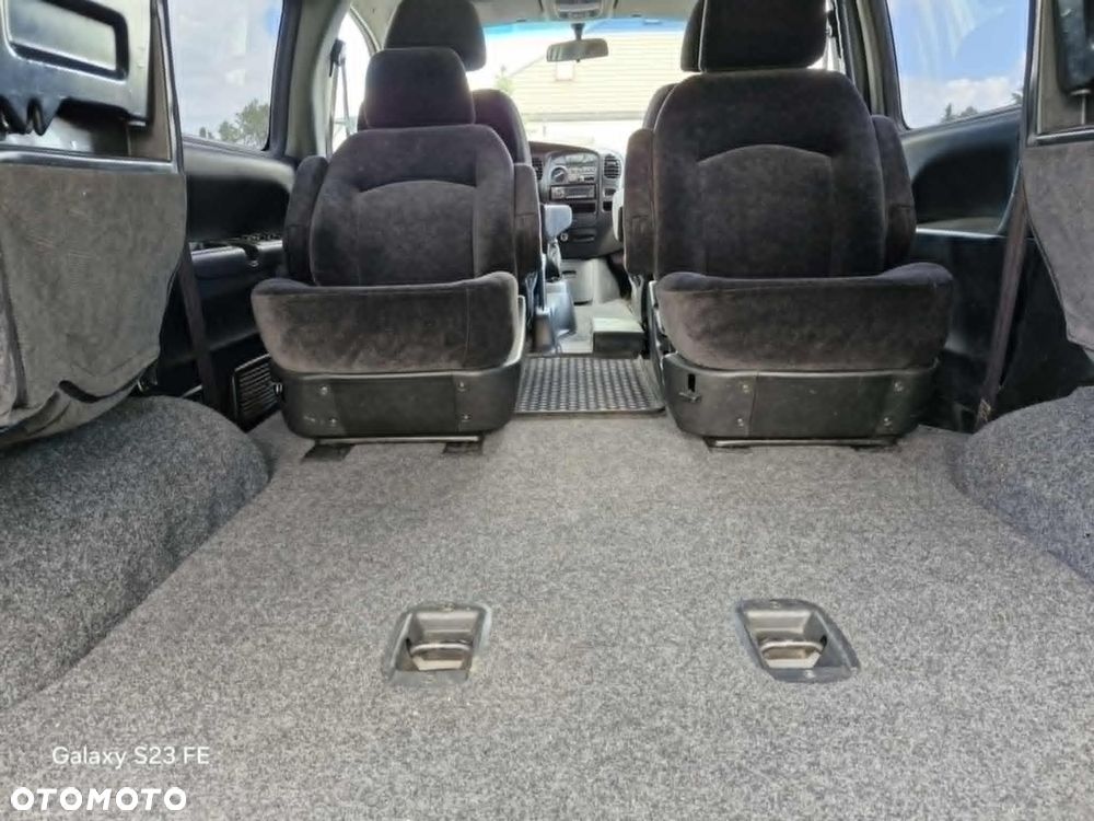 Hyundai H-1 Starex - 28