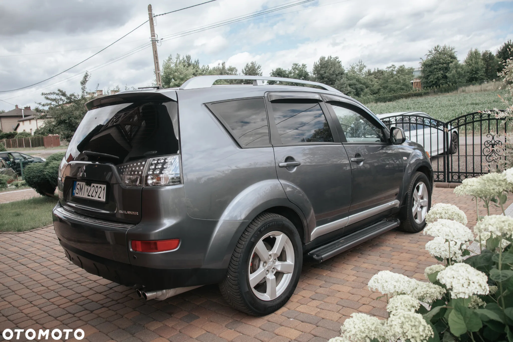 Mitsubishi Outlander 2.0 DID Intense - 4