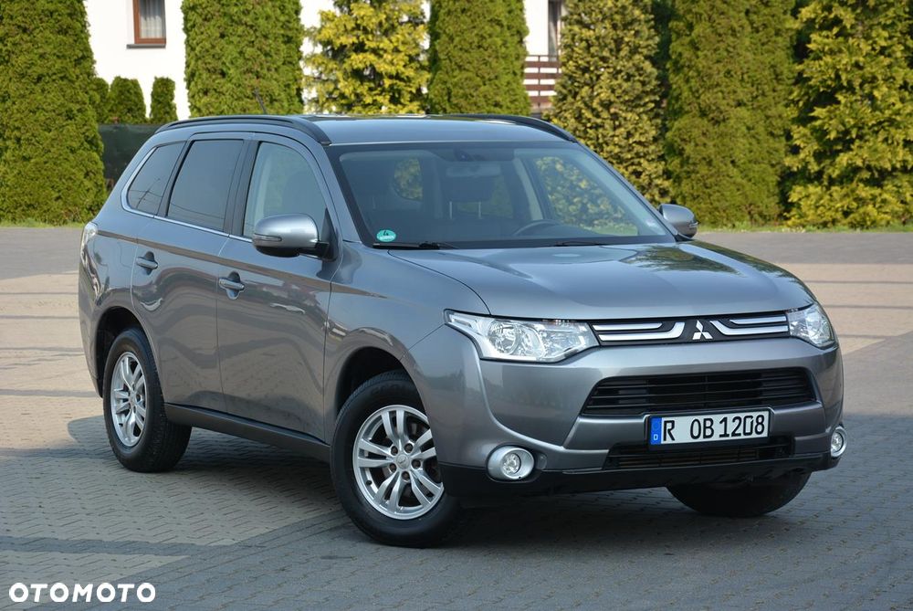 Mitsubishi Outlander 2.2 DID Intense + - 3