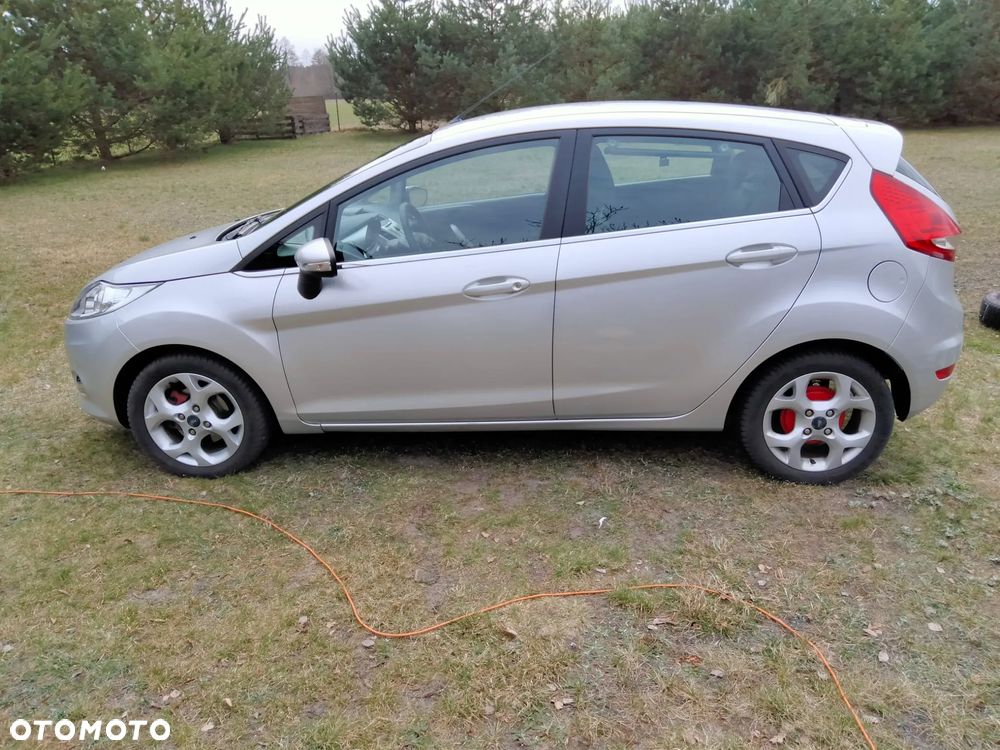 Ford Fiesta 1.25 Celebration - 2