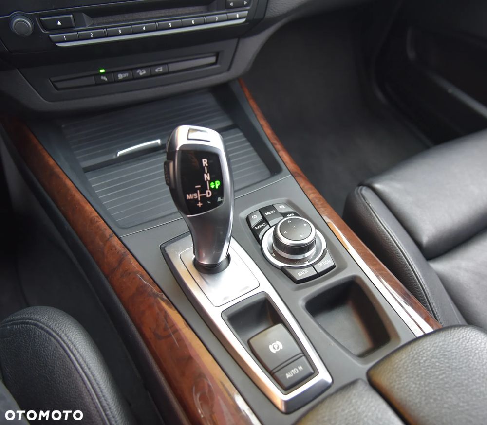 BMW X5 xDrive50i Edition Exclusive - 22