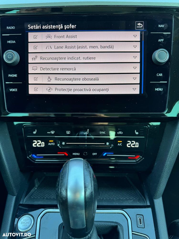 Volkswagen Passat 2.0 TDI SCR DSG Business - 28