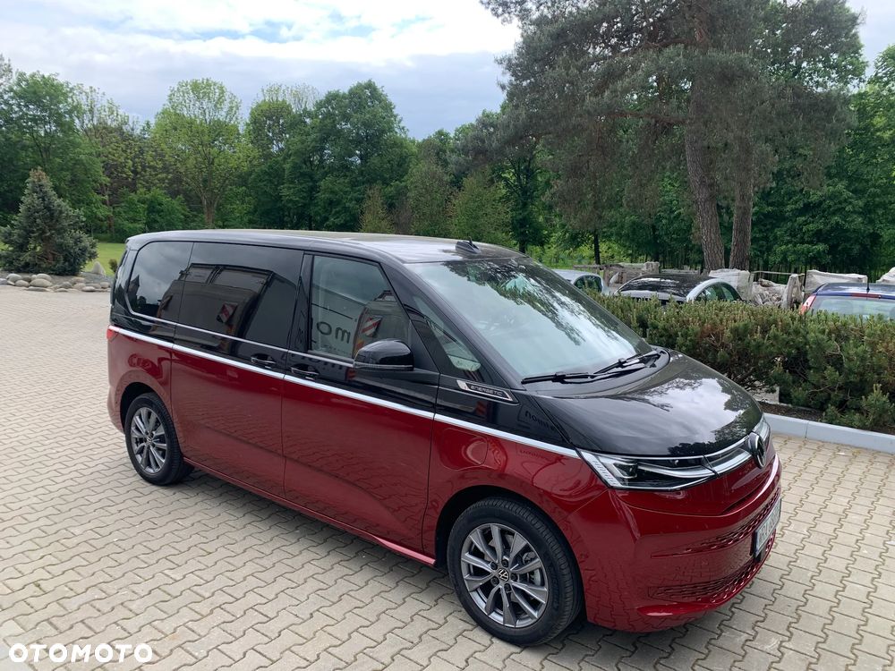 Volkswagen Multivan - 1