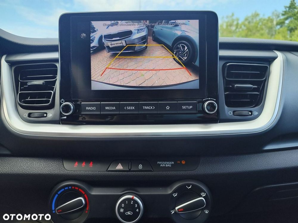 Kia Stonic - 28