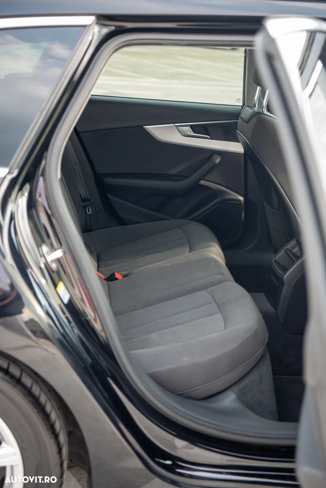 Audi A4 Avant 2.0 TDI quattro S tronic Sport - 14