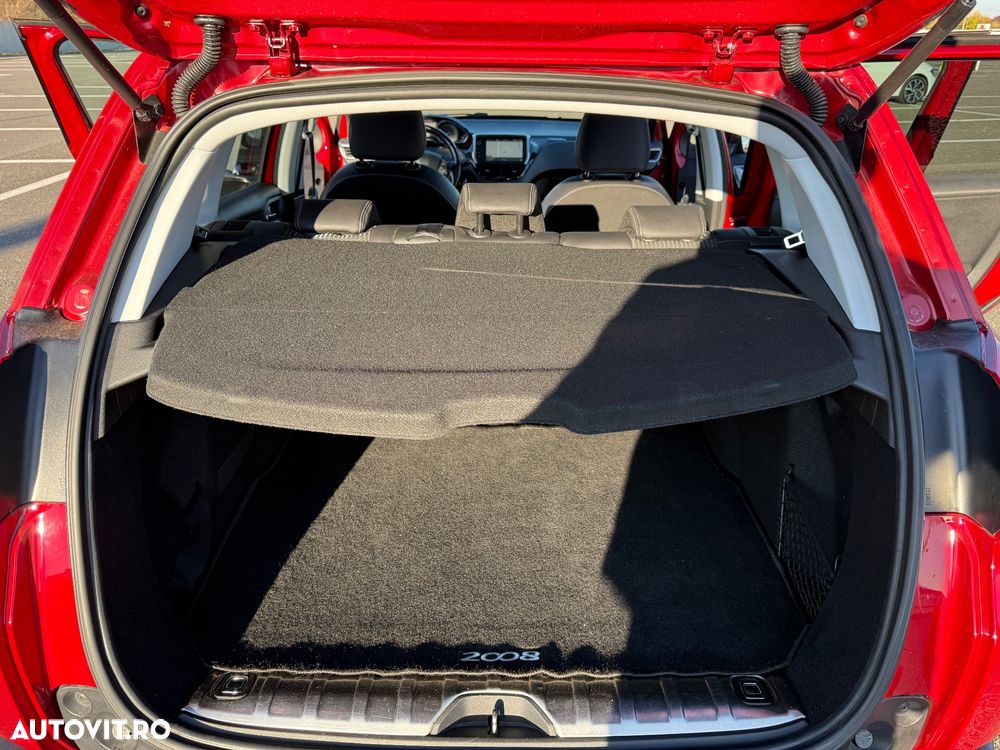 Peugeot 2008 PureTech 110 Stop&Start EAT6 Allure - 36