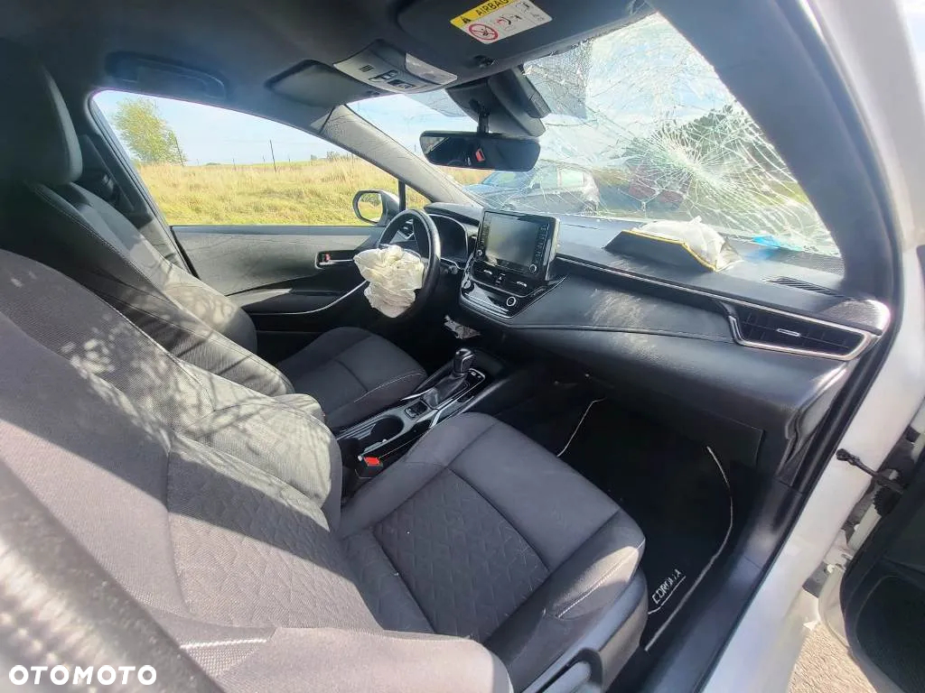 Toyota Corolla 1.8 Hybrid Comfort - 10