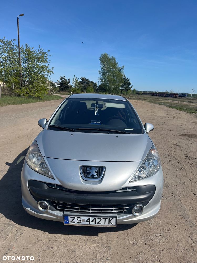 Peugeot 207 1.6 HDi Trendy - 3