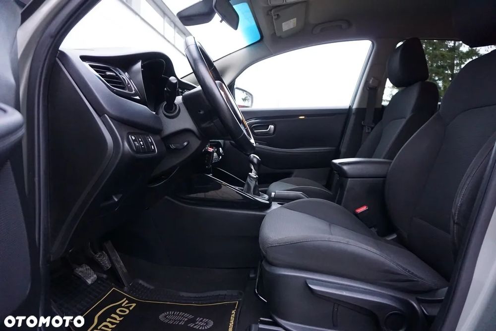 Kia Carens 1.7 CRDi XL 7os - 25