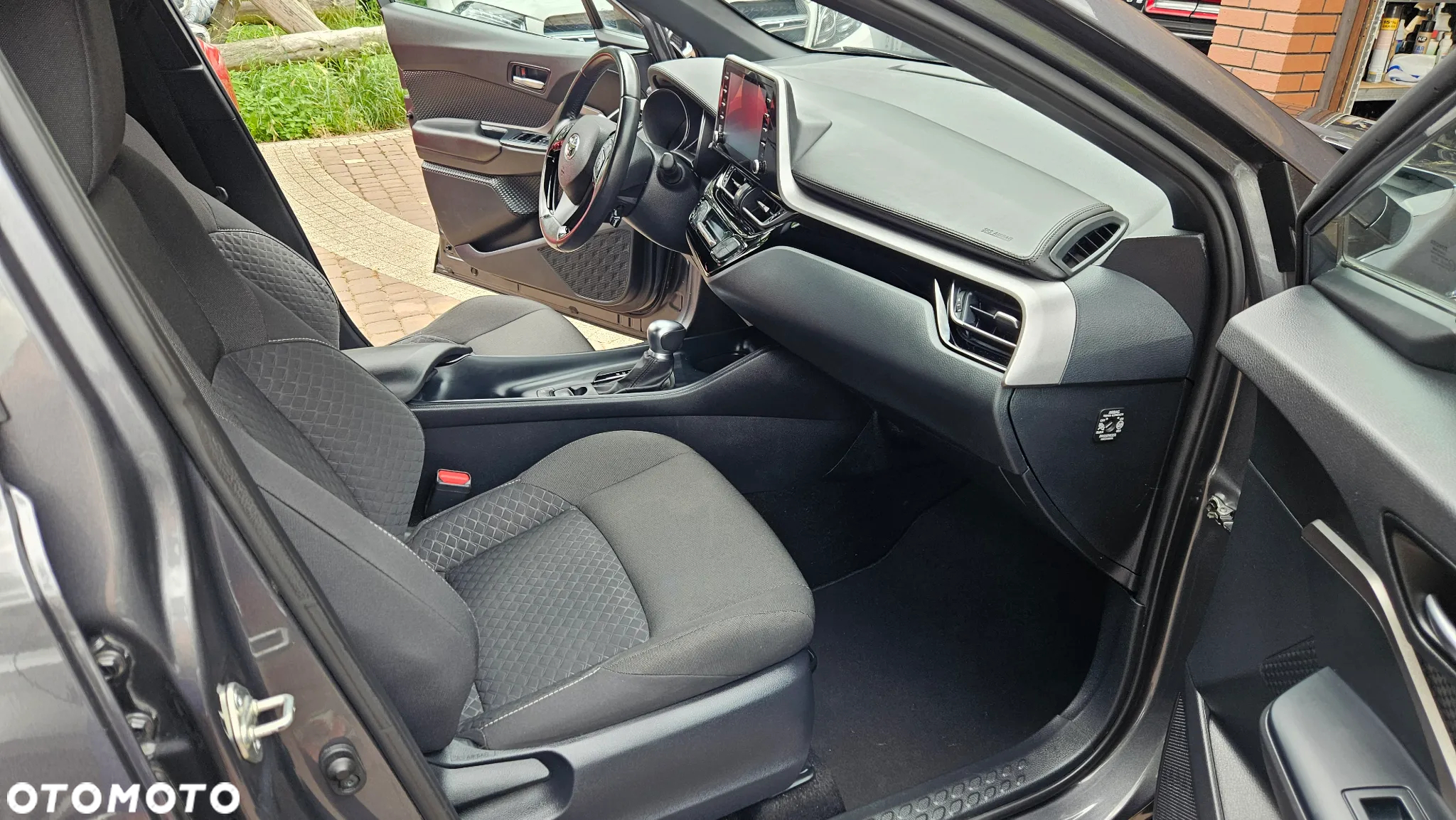 Toyota C-HR - 29