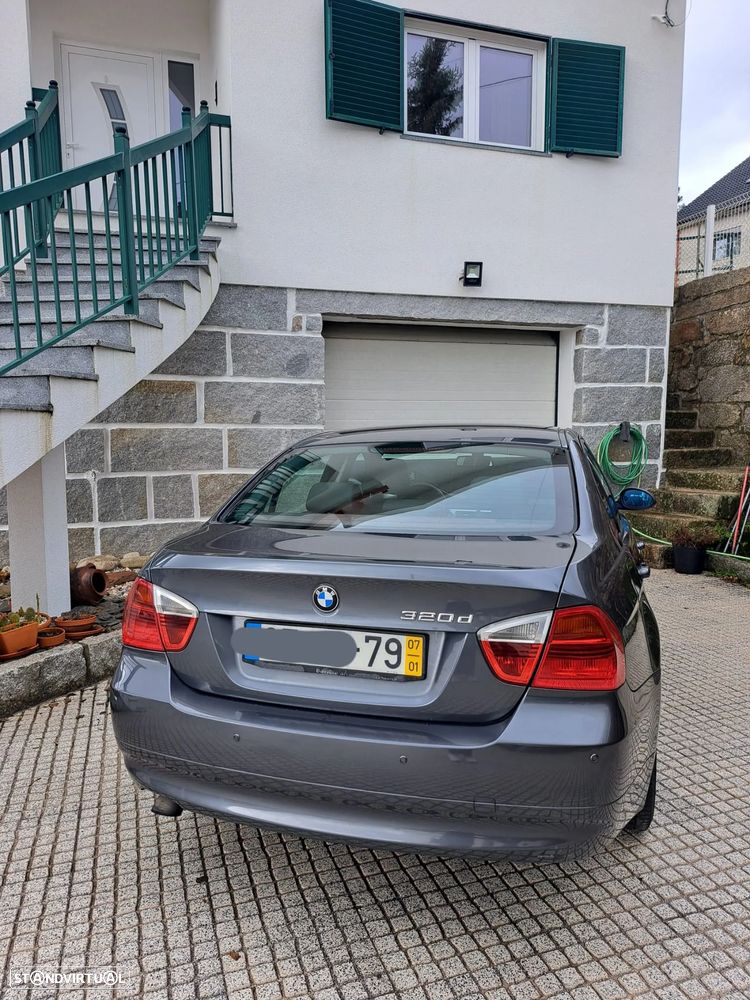 BMW 320 d - 12