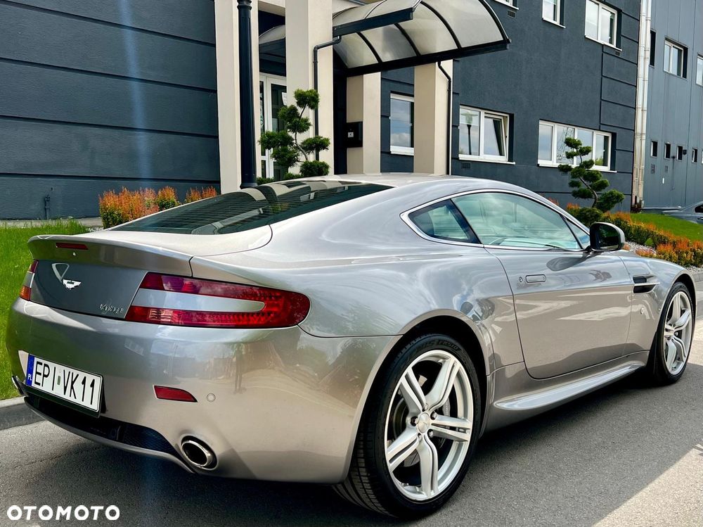 Aston Martin V8 Vantage ver-4-7-sportshift - 12