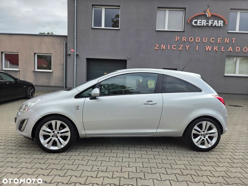Opel Corsa 1.4 16V Edition 150 - 3