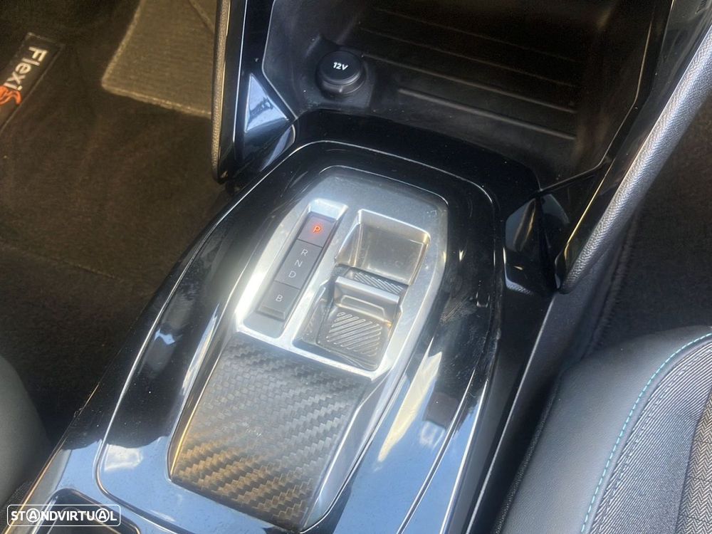 Peugeot 308 1.5 BlueHDi GT Line EAT8 - 16