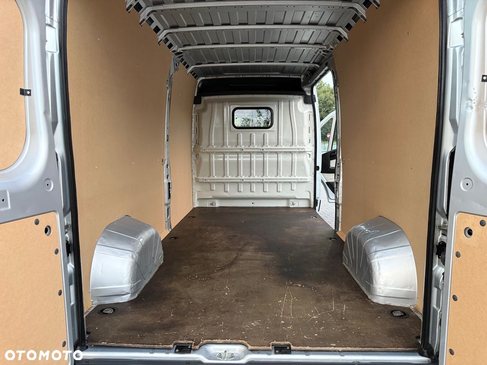Peugeot Boxer 3,0 HDI - 23