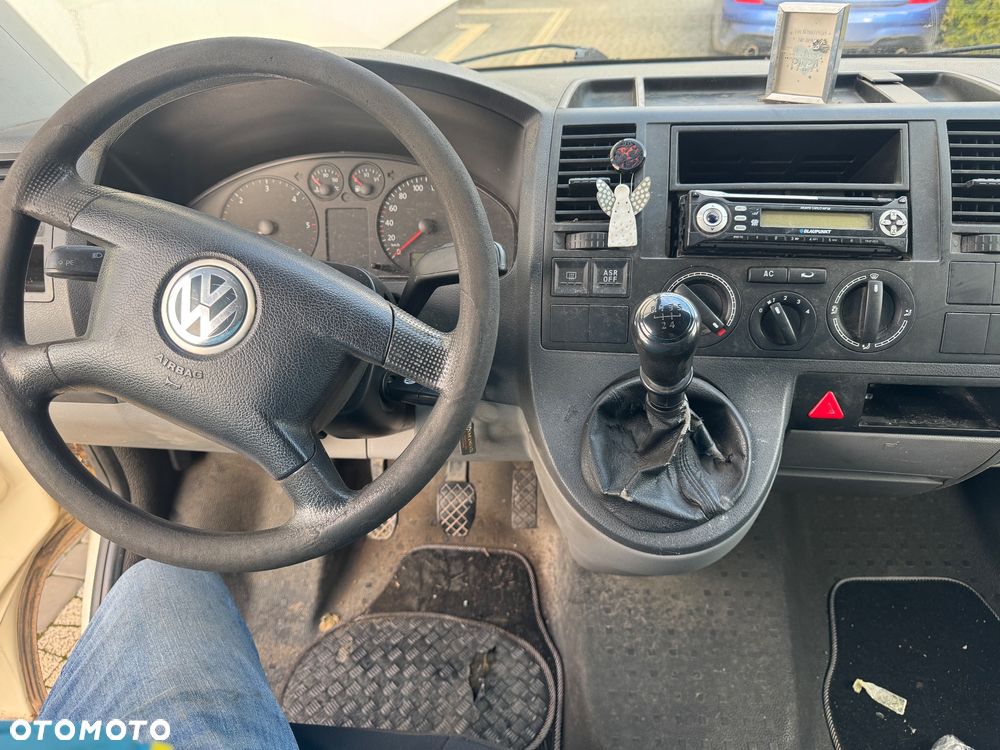 Volkswagen Transporter - 38