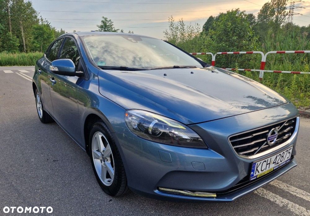 Volvo V40 T2 You - 12