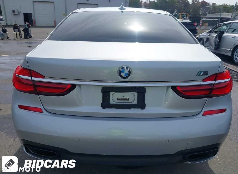 Części do BMW Serii 7 750i xDrive 2016, silnik 4.4L, samochód z USA - 5