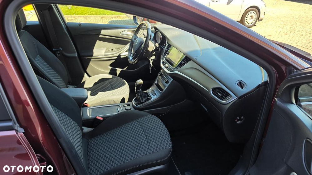 Opel Astra 1.4 Turbo Edition - 8