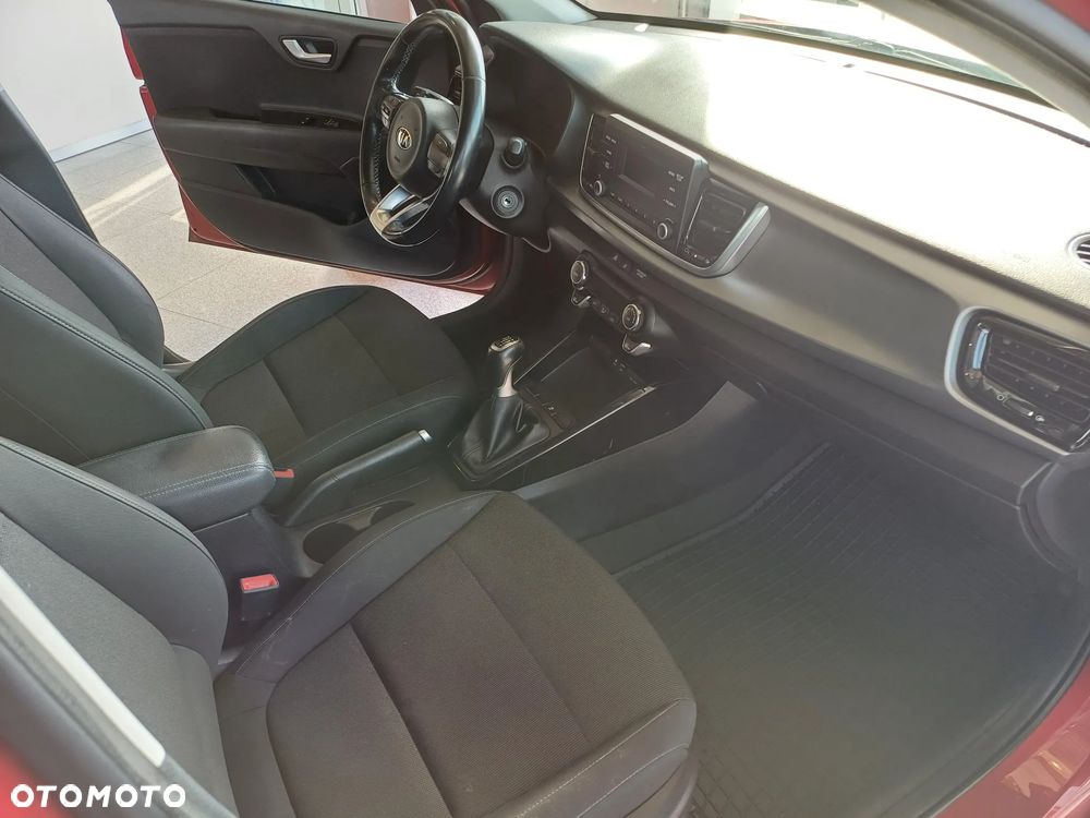 Kia Rio 1.4 M - 15