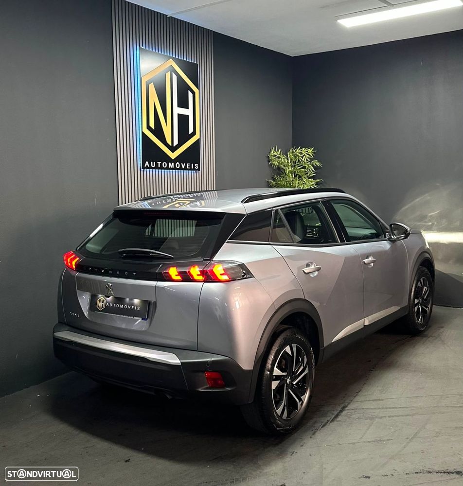 Peugeot 2008 1.2 PureTech Allure - 4