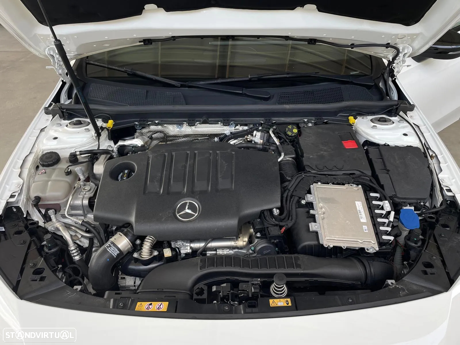 Mercedes-Benz A 180 d AMG Line - 52