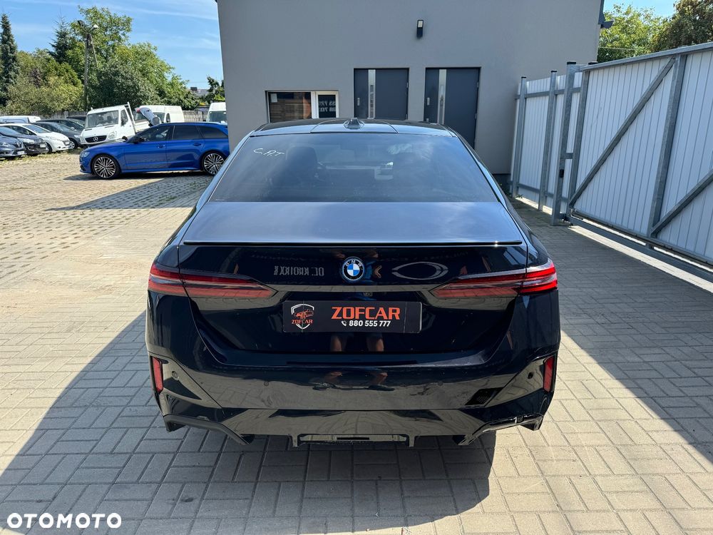 BMW i5 83.9kWh eDrive40 M Sport Edition - 4