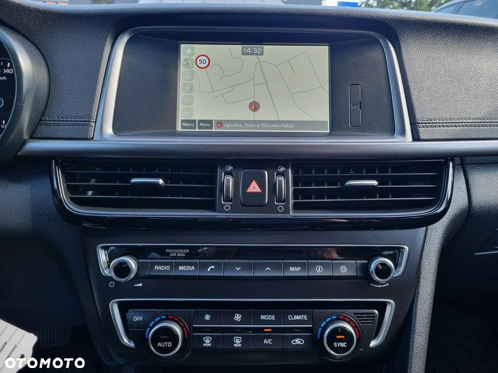 Kia Optima 1.7 CRDI L DCT - 19