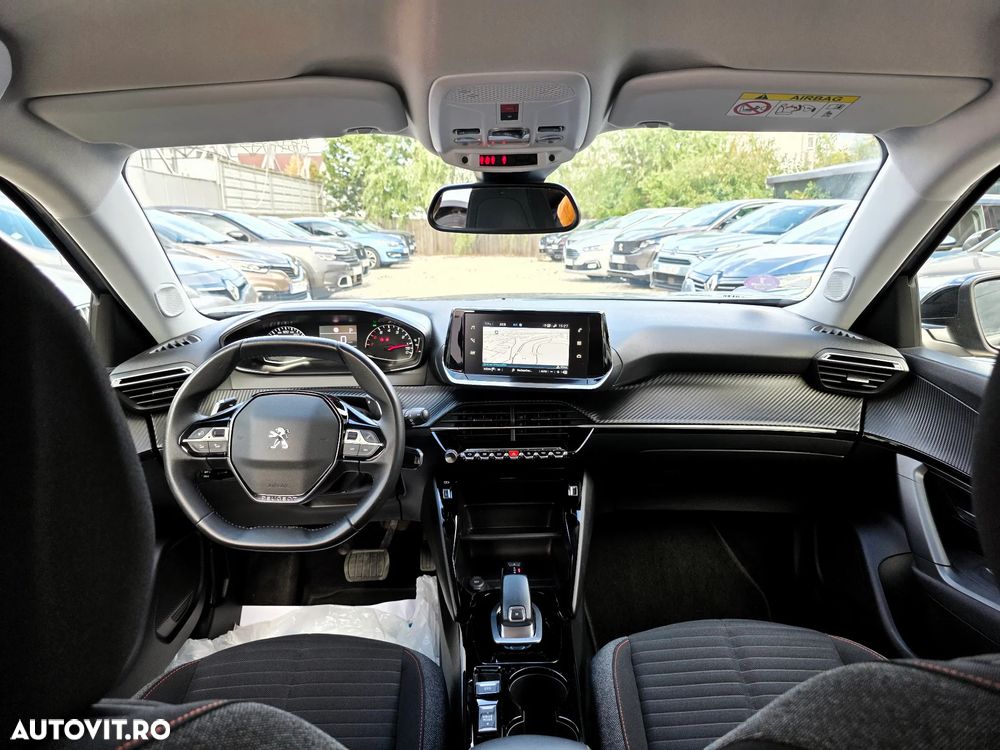 Peugeot 2008 1.5 BlueHDI 130 S&S EAT8 Allure - 20