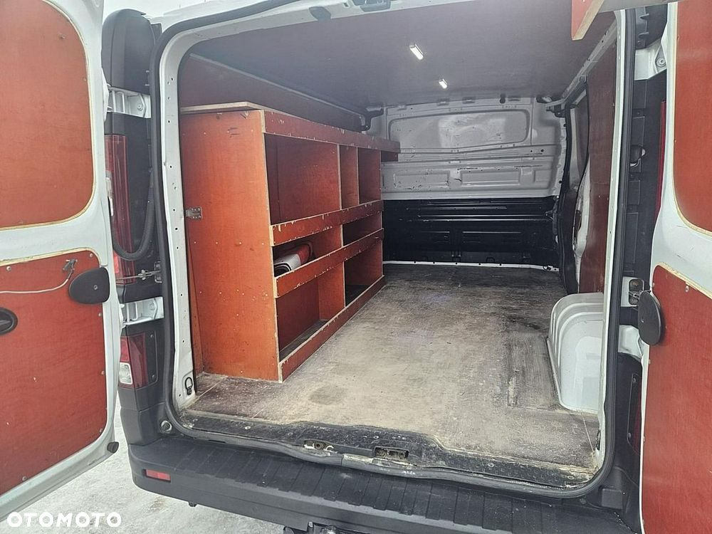 Opel Vivaro - 13