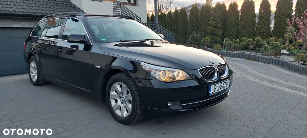 BMW Seria 5 525d - 2
