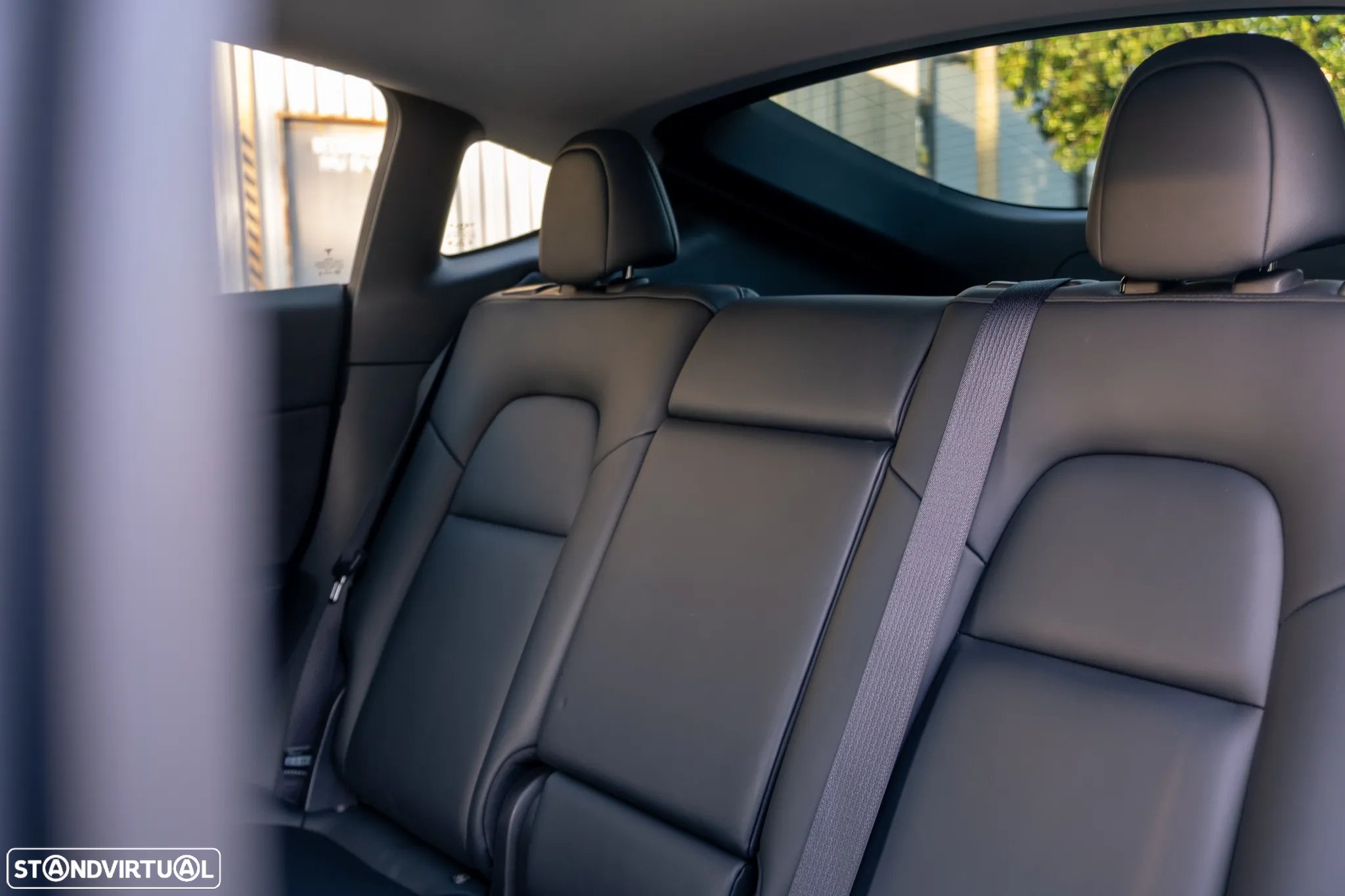 Tesla Model Y Long Range Tração Integral - 36